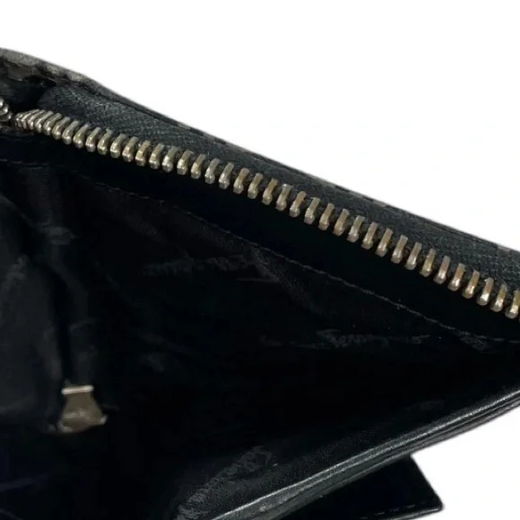 ⭐️Salvatore Ferragamo Black and Gray Wallet - Picture 6 of 11